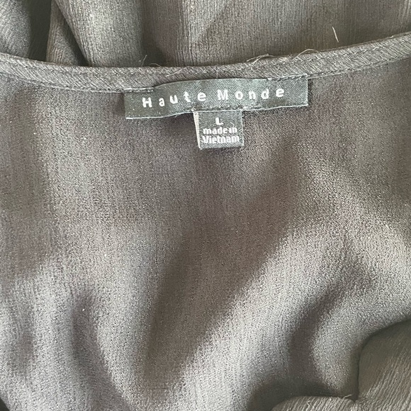 Stylish Short Sleeve Black Scalloped Collar Trim Blouse Top w/ Drawstring Waist - Picture 10 of 11